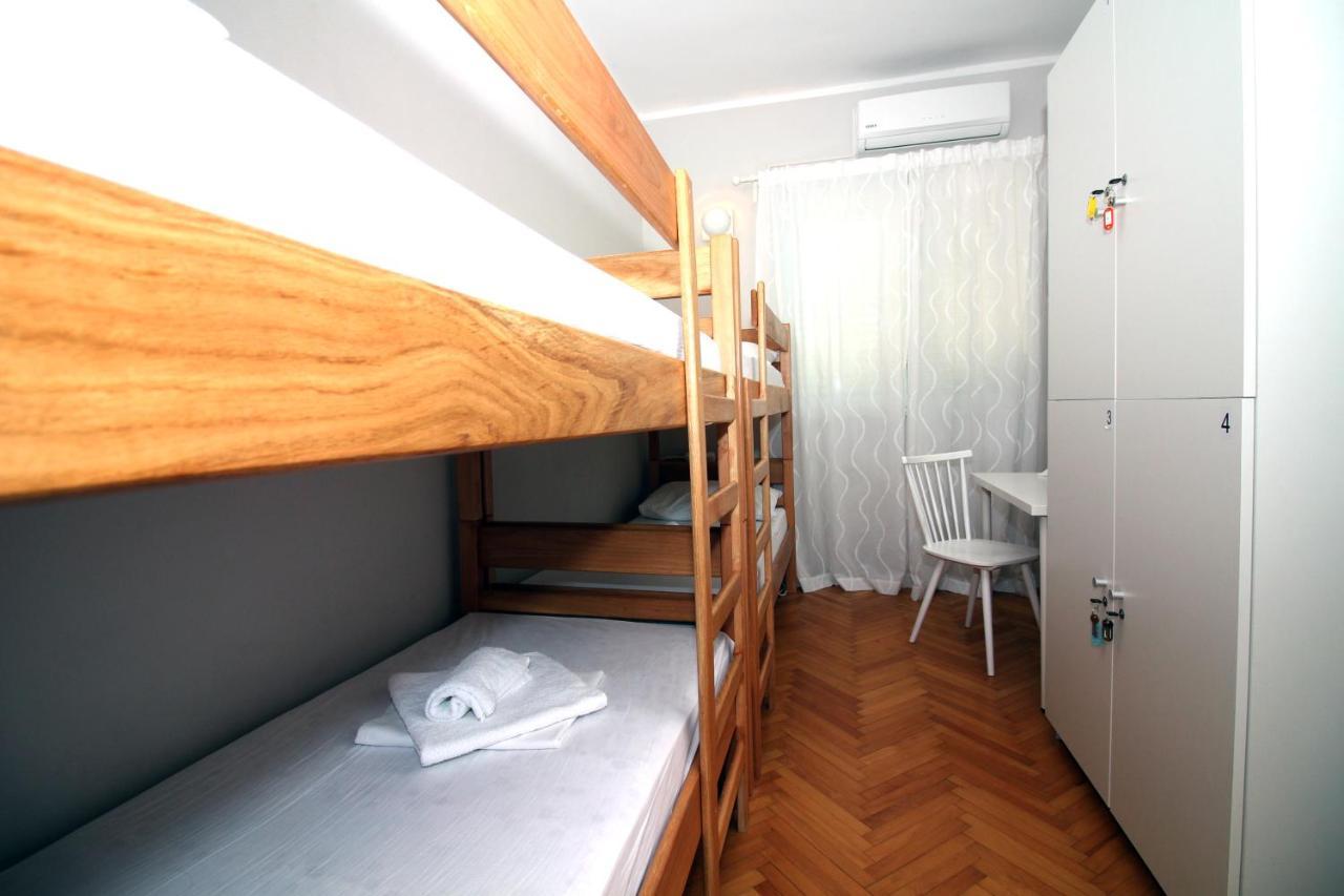 Hostel Marko Tisno Ngoại thất bức ảnh