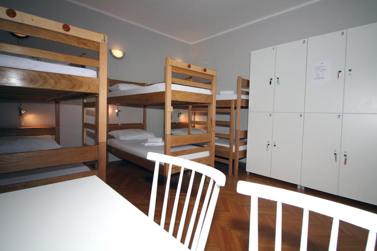Hostel Marko Tisno Ngoại thất bức ảnh