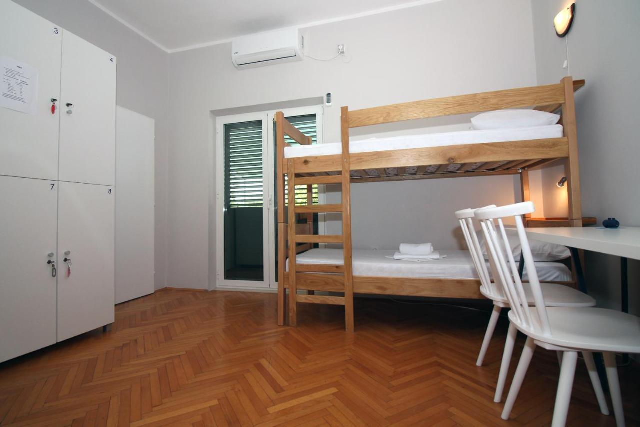 Hostel Marko Tisno Ngoại thất bức ảnh